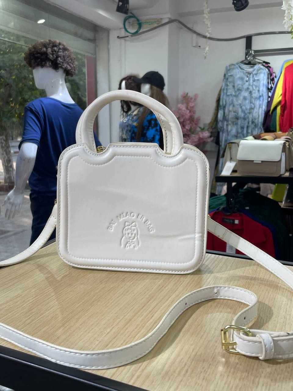 DK10690