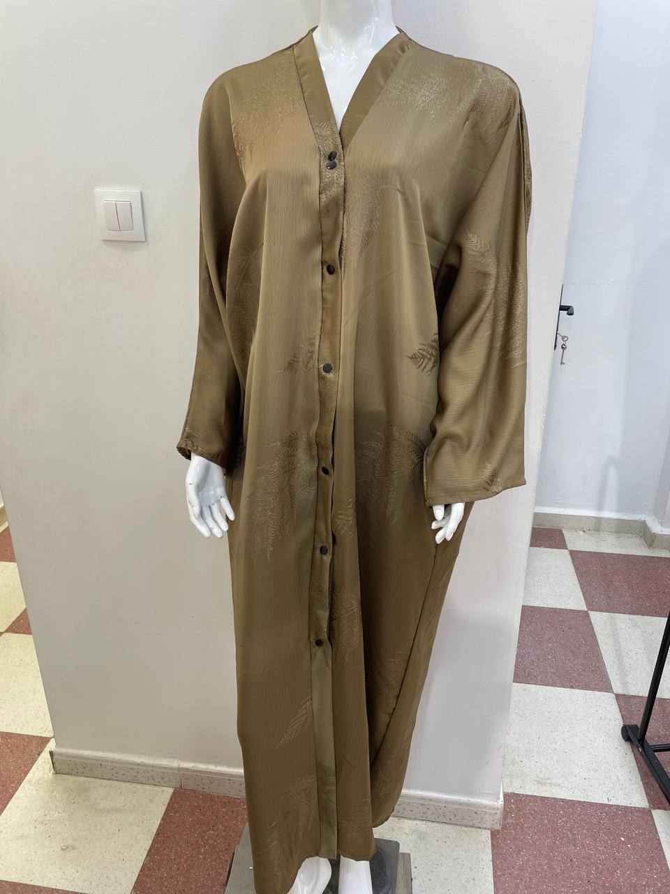 AB00001-4