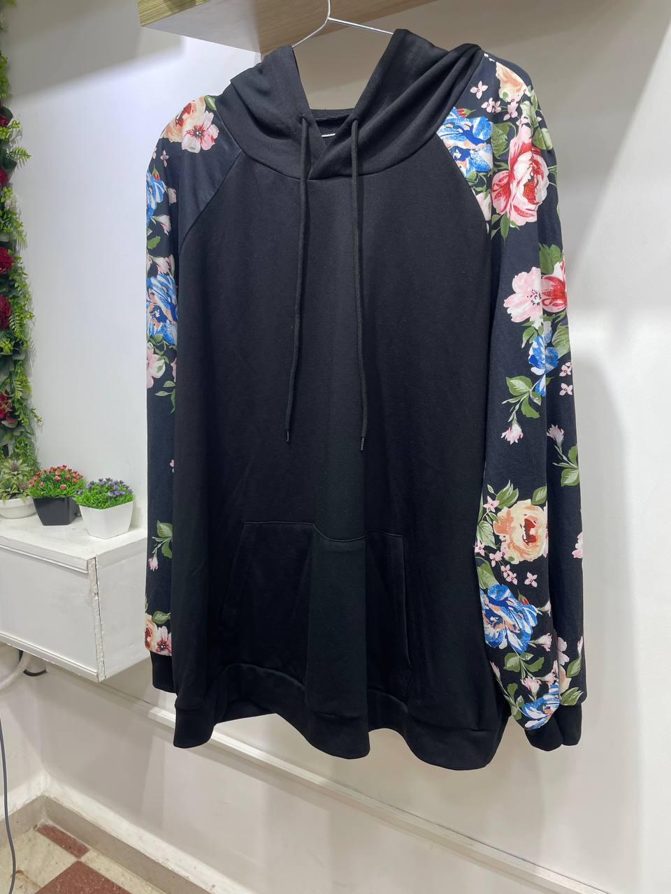 SH37779
