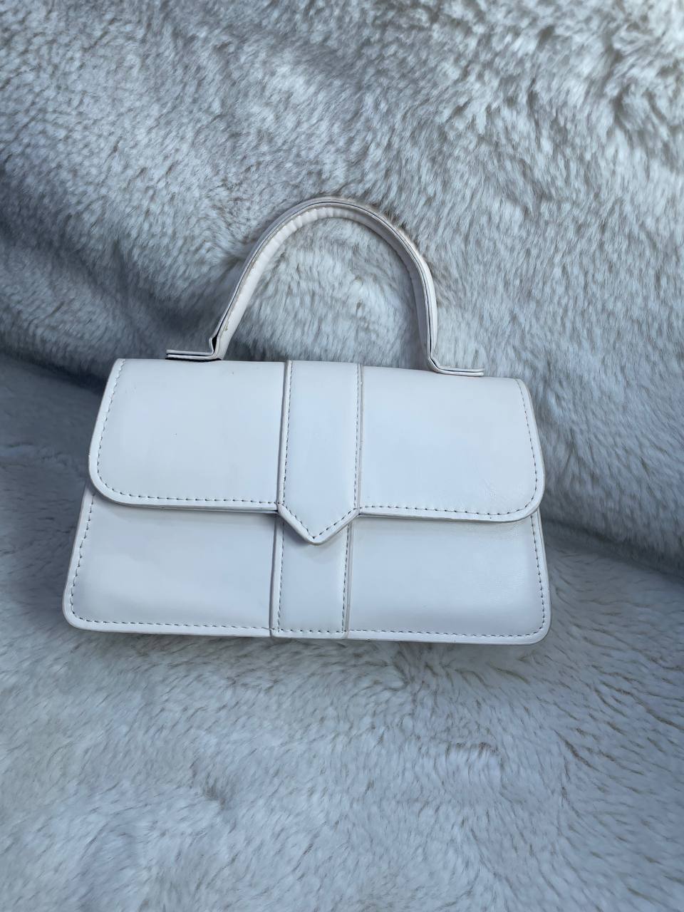 DK00034